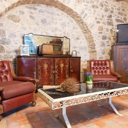 Dimora Pietrantica Pensjonat Rocca Imperiale